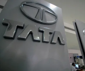 Tata Motors share ptice 